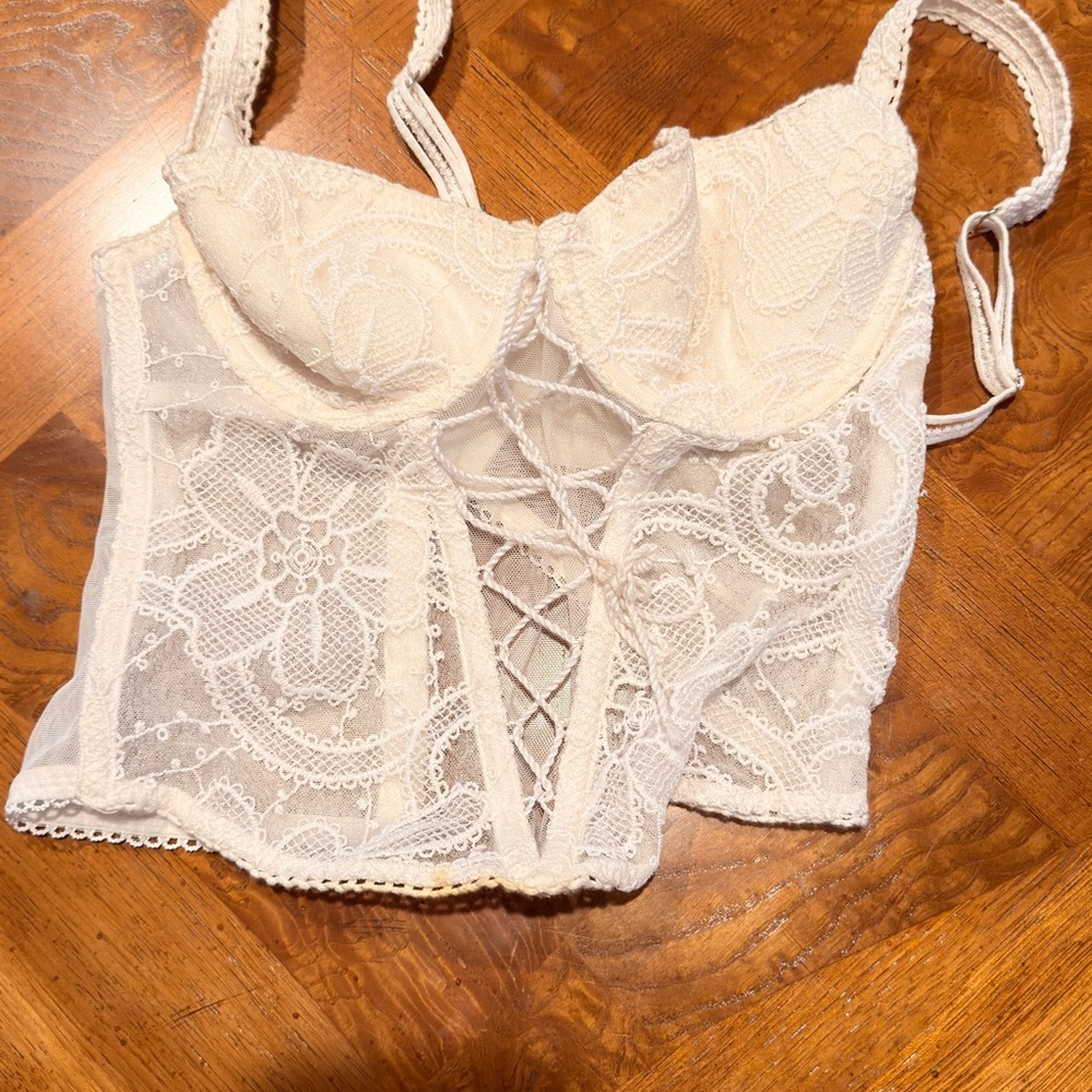 Victoria's Secret Lace Bustier in Cream